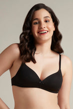 Load image into Gallery viewer, Amante Smooth Style Padded Non-Wired Cotton Bra - Black