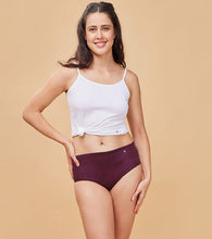 Load image into Gallery viewer, Enamor PP12 Mid Waist Period Hipster Panty