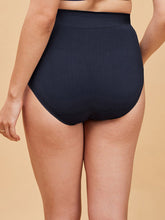 Load image into Gallery viewer, Enamor Flexi Free P037 Mid-Waist Tummy Tucker With Slip-Proof Comfort Hipster Briefs