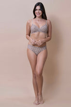Load image into Gallery viewer, Amante Smooth Charm Bikini Panty - Dazzling Botanics Pr 10606