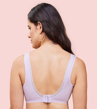 Load image into Gallery viewer, Enamor Innovations Flexifree, Plunge, Ultra Comfort Women's Bralette - No-Pinch, No-Dig, 360 Degree Flex, Seamless Lift, Fixed cup, Padded, Wirefree, High Coverage - F137 (Pastel Lilac)