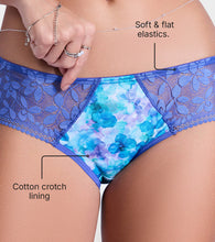 Load image into Gallery viewer, Enamor P151 The Lace Hug Mid-Waist Hipster Panty - Petal Dance Print