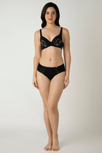 Load image into Gallery viewer, Amante Glam Padded Non-Wired Plunge Bra - Black 05501