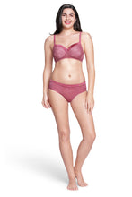 Load image into Gallery viewer, Amante Lace Low Rise Seamed Hipster Panty - Malaga 88001