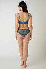 Load image into Gallery viewer, Amante Demure Non-Padded Non-Wired Contour Bra - Floral Fusion Print 05601