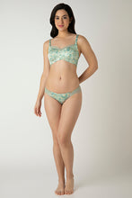 Load image into Gallery viewer, Amante Demure Non-Padded Non-Wired Contour Bra - Tulip Harmony Print 05601