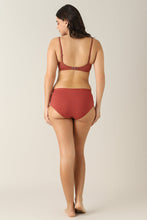 Load image into Gallery viewer, Amante Smooth Charm Padded Wirefree Bra - Mahgony 10606