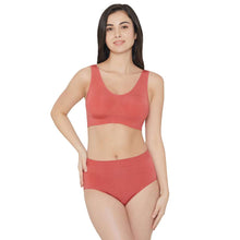 Load image into Gallery viewer, Wacoal B-Smooth Padded Non-wired Full Cup Everyday Wear Full coverage Bralette - Red 835275