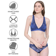 Load image into Gallery viewer, Wacoal Embrace Lace Non Padded Non Wired 3/4th Cup Bridal Wear Medium coverage Lace Bralette - Dark Blue 852191