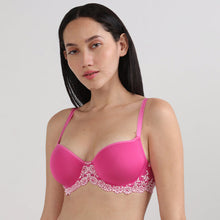 Load image into Gallery viewer, Wacoal Embrace Lace Contour Padded Wired 3/4th Cup Everyday Wear Medium coverage T-Shirt Bra-Dark Pink 853191