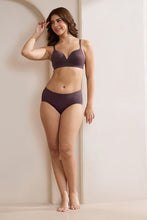 Load image into Gallery viewer, Amante Bared Plunge Padded Non-Wired Bra - Fudge 114201