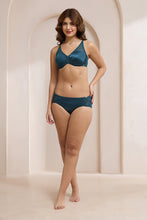 Load image into Gallery viewer, Amante Glimmer Lace Padded Wired Bra - Reflecting Pond 111701