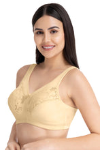 Load image into Gallery viewer, Amante Ultra Support Non-padded Non-wired Bra - Winter Wheat 77801