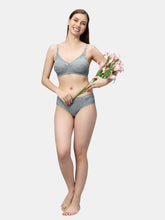 Load image into Gallery viewer, Sonari Bridal Non Padded Medium Coverage Wirefree Lace Lingerie Set with Low Rise Panty – DEENA