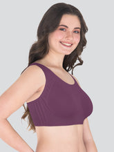 Load image into Gallery viewer, Dermawear Women's Invism Racer Back Bra C-317