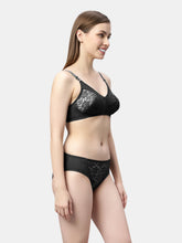 Load image into Gallery viewer, Sonari Non Padded Medium Coverage Wirefree Jacquard Lace Bridal Lingerie Set with Low Rise Panty – ERTICA