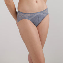 Load image into Gallery viewer, Wacoal Emma Lace Low Waist Medium Coverage Bridal Wear Lace Bikini Panty-Grey IAP317