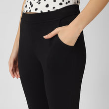 Load image into Gallery viewer, On&On Capri Pant