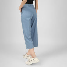 Load image into Gallery viewer, On&On Denim Flare Pants