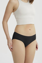 Load image into Gallery viewer, B'there Natural Balance Seamless Hipster