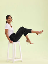 Load image into Gallery viewer, Go Colors Black Denim Cropped Jeans