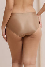 Load image into Gallery viewer, Amante Radiant Hipster Panty - Praline 112901
