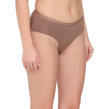 Load image into Gallery viewer, Wacoal BASICS Zoe Mid-waist Medium Coverage Everyday wear Hipster Panty - Brown PI03P02