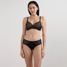 Load image into Gallery viewer, Wacoal Women’s BASICS Zoe Mid-waist Medium Coverage Everyday wear Hipster Panty-Black PI03P03