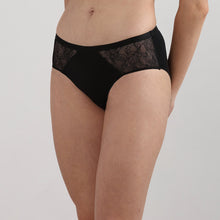 Load image into Gallery viewer, Wacoal Women’s BASICS Zoe Mid-waist Medium Coverage Everyday wear Hipster Panty-Black PI03P03