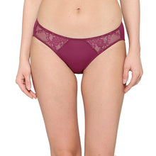 Load image into Gallery viewer, Wacoal Balcony & Beyond Low Waist Medium Coverage Everyday Wear Bikini Panty-Wine PI05B02