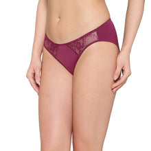 Load image into Gallery viewer, Wacoal Balcony & Beyond Low Waist Medium Coverage Everyday Wear Bikini Panty-Wine PI05B02