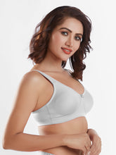 Load image into Gallery viewer, Sonari Non-Padded Wirefree Cotton Polyester Medium Coverage Moulded Comfort Bra with Adjustable Straps – YARIS