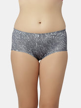 Load image into Gallery viewer, Sonari No Show Seamless Nylon Spandex Panty with Invisible Finish – SP 402