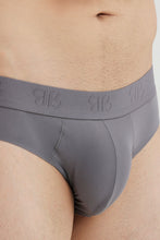 Load image into Gallery viewer, B'there Seamless Performance Microfiber Brief