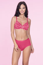 Load image into Gallery viewer, Amante Cotton Casuals Padded Non-Wired Printed T-Shirt Bra - Azalea- Ecru Pr 10202