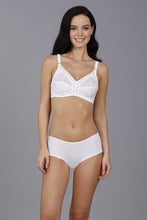 Load image into Gallery viewer, Amante Classic Shaper Non-Padded Non-Wired Bra - White 28701