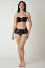Load image into Gallery viewer, Amante Femme Lace Padded Wired Multiway Bra - Black 06301
