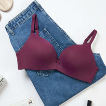 Load image into Gallery viewer, Wacoal BASICS Zoe Padded Non-wired 3/4th Cup Everyday Wear Comfort Fit T-shirt Bra - Wine BI03P02
