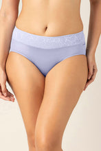 Load image into Gallery viewer, Amante Elegant Support Hipster Panty - Soft Gray 78001
