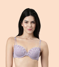 Load image into Gallery viewer, Enamor F127
LUXE LACE BRA
PADDED WIRED MEDIUM COVERAGE
