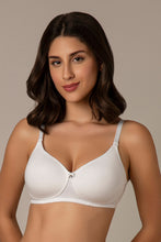 Load image into Gallery viewer, Amante All Day Smooth Comfort Padded &amp; Non-wired Bra - White 78201
