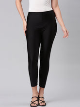 Load image into Gallery viewer, Go Colors Black Cotton Stretch Cropped Shimmer Leggings
