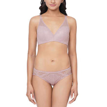 Load image into Gallery viewer, Wacoal Emma Lace Low Waist Medium Coverage Bridal Wear Lace Bikini Panty - Light Purple IAP317
