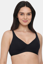 Load image into Gallery viewer, Wacoal BASICS Essentials2.0 Non-Padded Non-Wired Full Cup Everyday Wear T-shirt Bra - Black BI03M01
