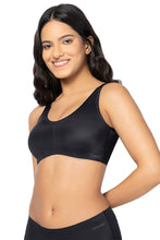 Load image into Gallery viewer, Amante Invisi Padded Non-Wired Effortless Bralette - Black 102401
