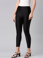Load image into Gallery viewer, Go Colors Black Cotton Stretch Cropped Shimmer Leggings
