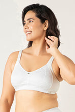 Load image into Gallery viewer, Amante Mystic Poise Non-padded Non-wired Minimizer Bra - White
