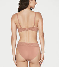 Load image into Gallery viewer, Enamor Drip Trim Lace Bikini for Women Low Waist, Lace at Waist - SMP03 (Mocha Mousse (17-1230 Tpg))
