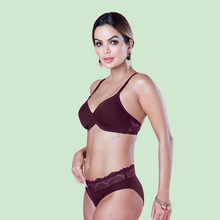 Load image into Gallery viewer, Sonari Bottle Green Lightly Padded Wirefree Bridal Lingerie Set – HONEY
