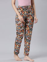 Load image into Gallery viewer, Go Colors Black Cotton Knit Printed Lounge Pants
